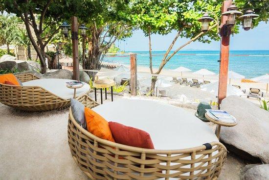 Coast Beach Club & Bistro Pattaya